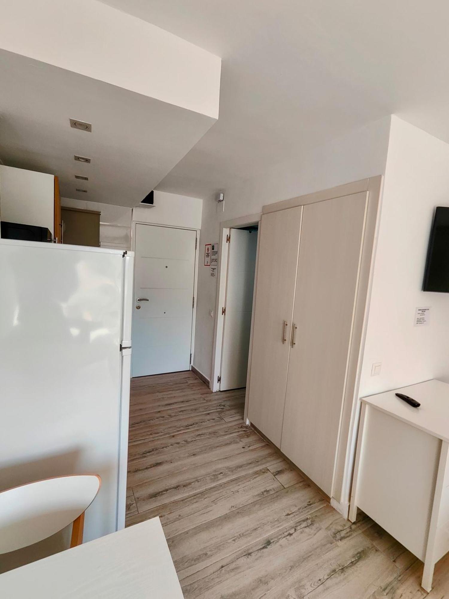 Minerva With Views Of The Sea And Apartment Benalmadena
